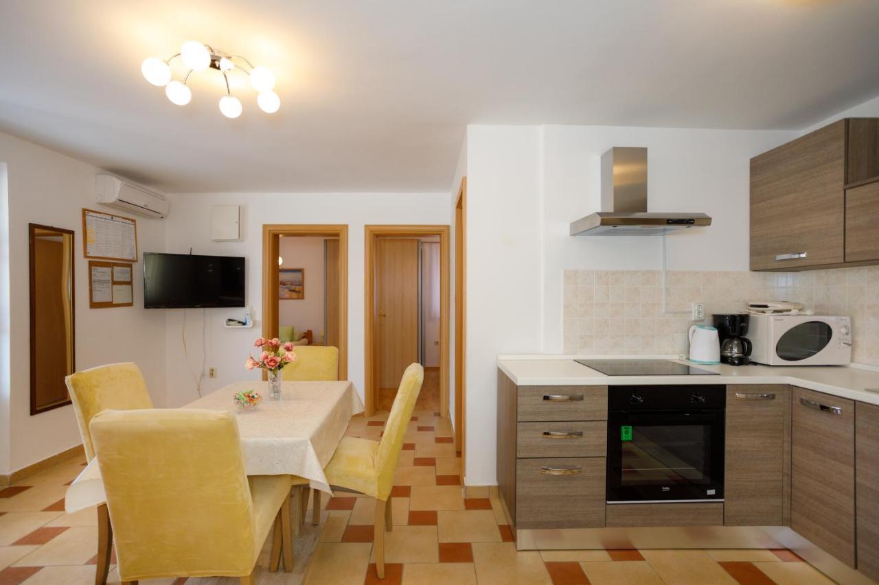Apartmani Bakran كرك المظهر الخارجي الصورة
